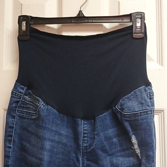 🩷FIRST KICK MATERNITY distressed blue jeans size medium (maternity) - Picture 2 of 4